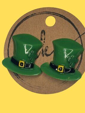 St Patricks Day Resin Hat Earrings
